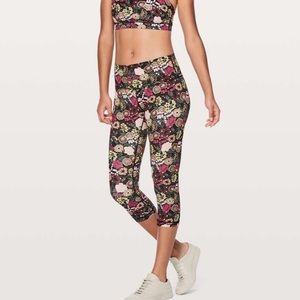 Lululemon Wunder Under Crop (Hi-Rise) 21" Fluorolace Multi
